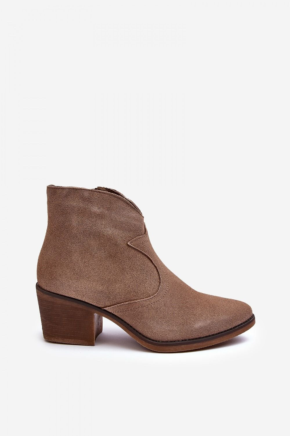 Stiefeletten mit Absatz Step in style