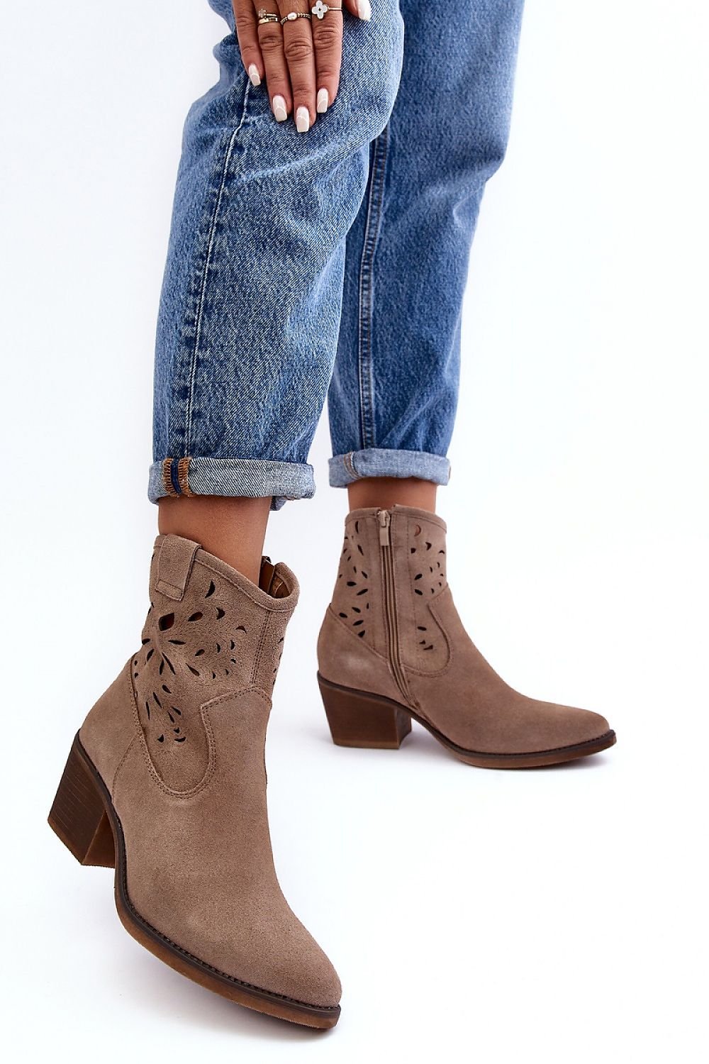 Stiefeletten mit Absatz Step in style