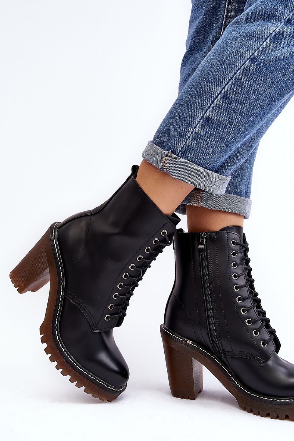 Stiefeletten mit Absatz Step in style