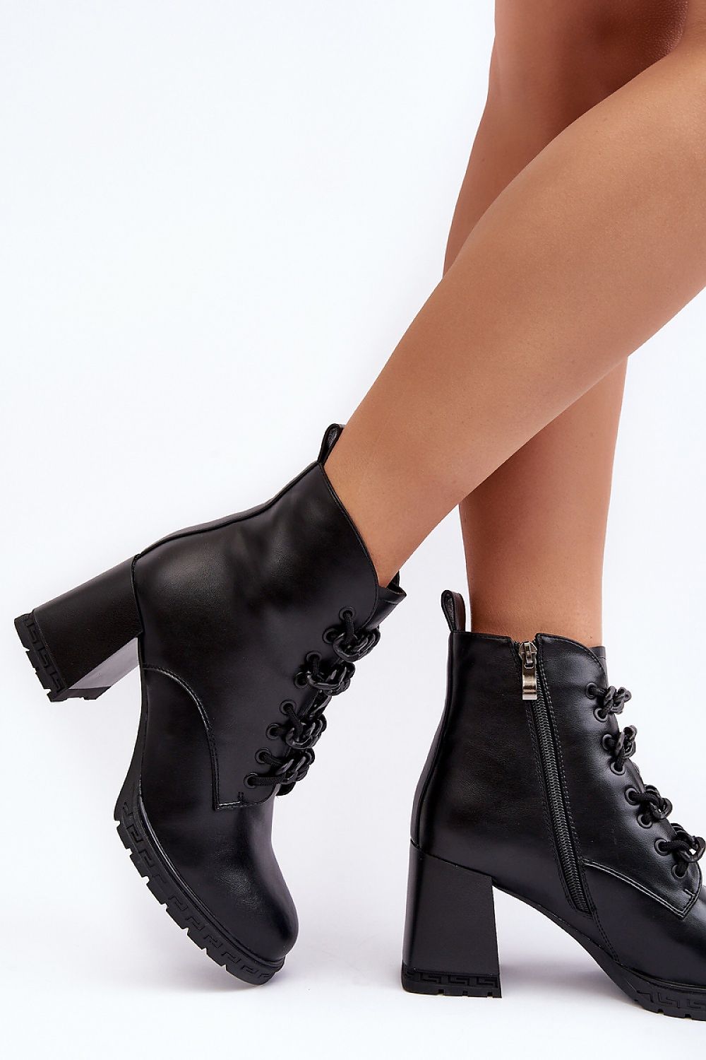 Stiefeletten mit Absatz Step in style