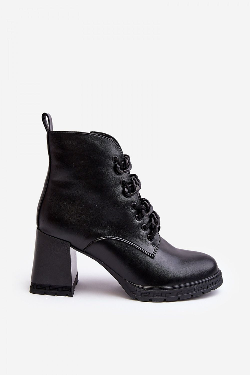 Stiefeletten mit Absatz Step in style