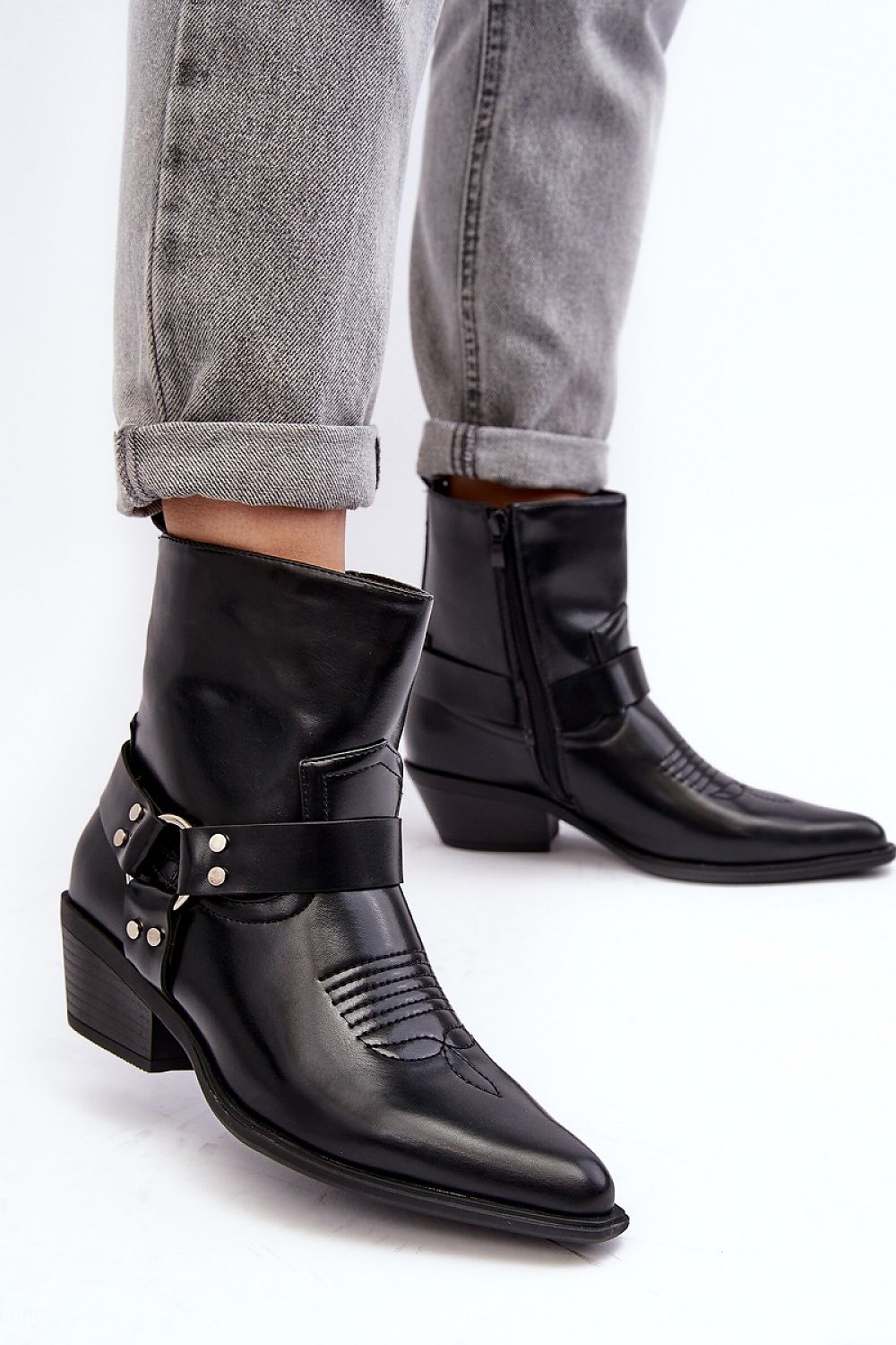 Stiefeletten mit Absatz Step in style
