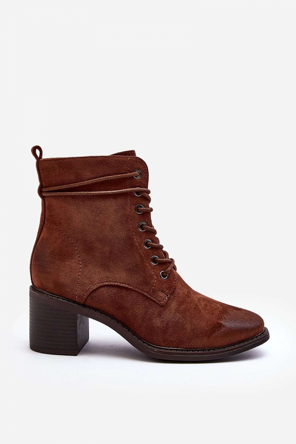 Stiefeletten mit Absatz Step in style
