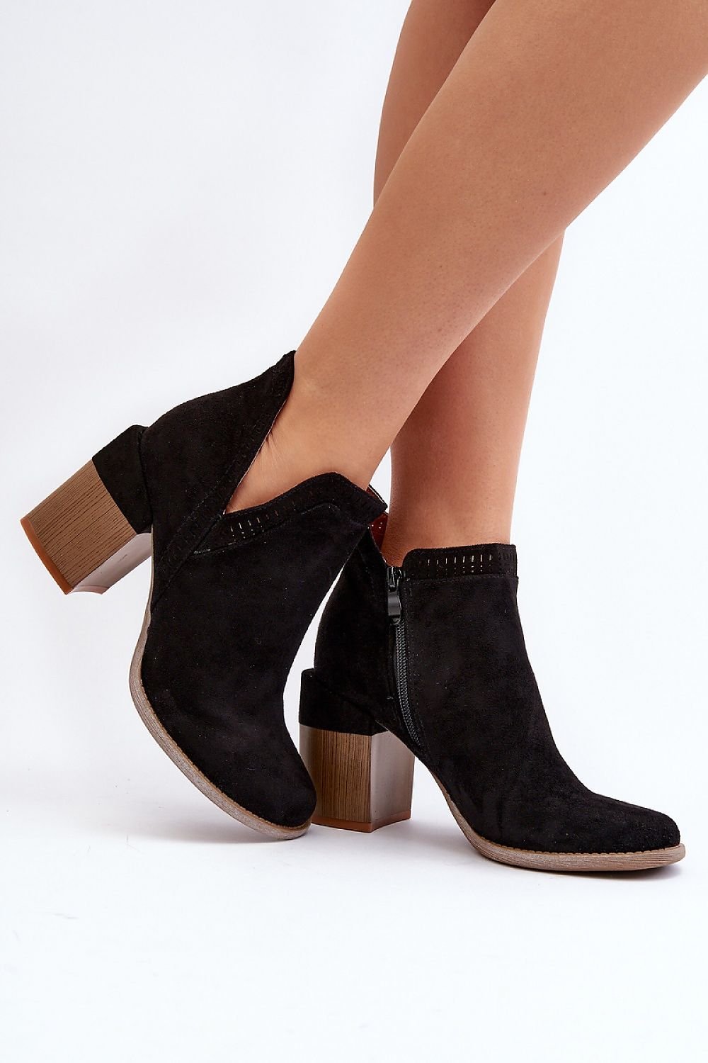 Stiefeletten mit Absatz Step in style
