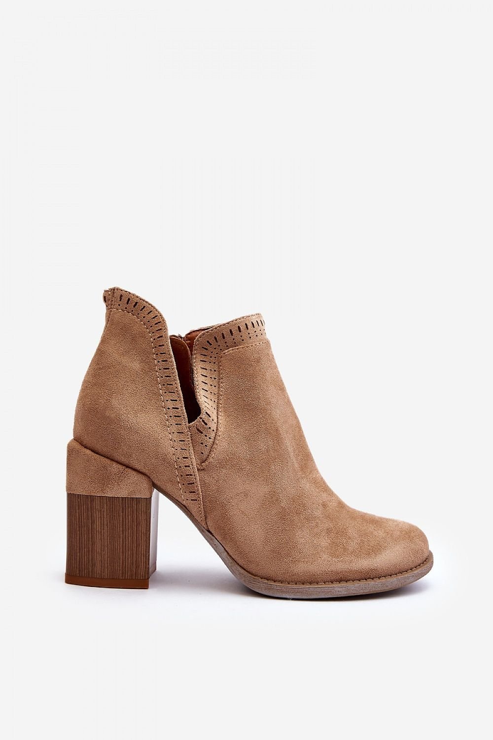 Stiefeletten mit Absatz Step in style
