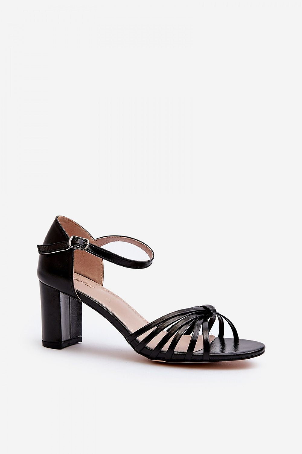 Sandalen mit Absatz Step in style