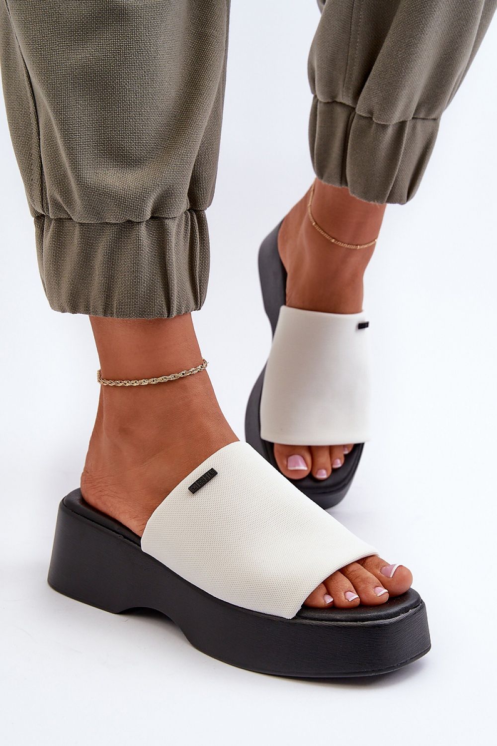 Pantoletten Step in style