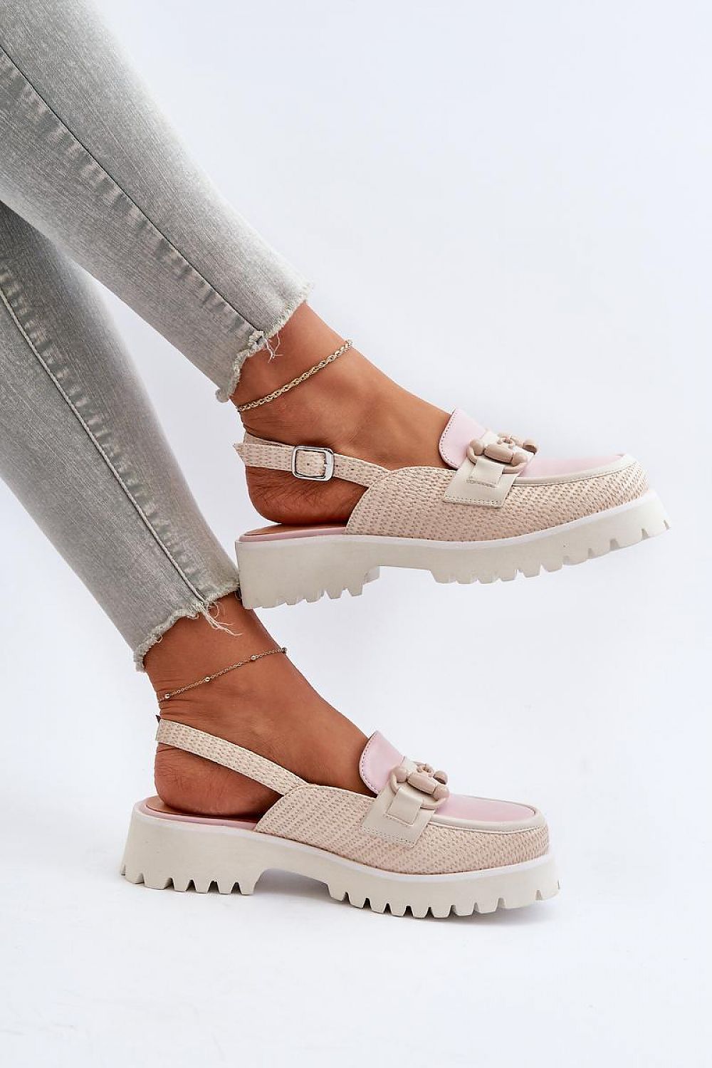 Sandalen mit Absatz Step in style