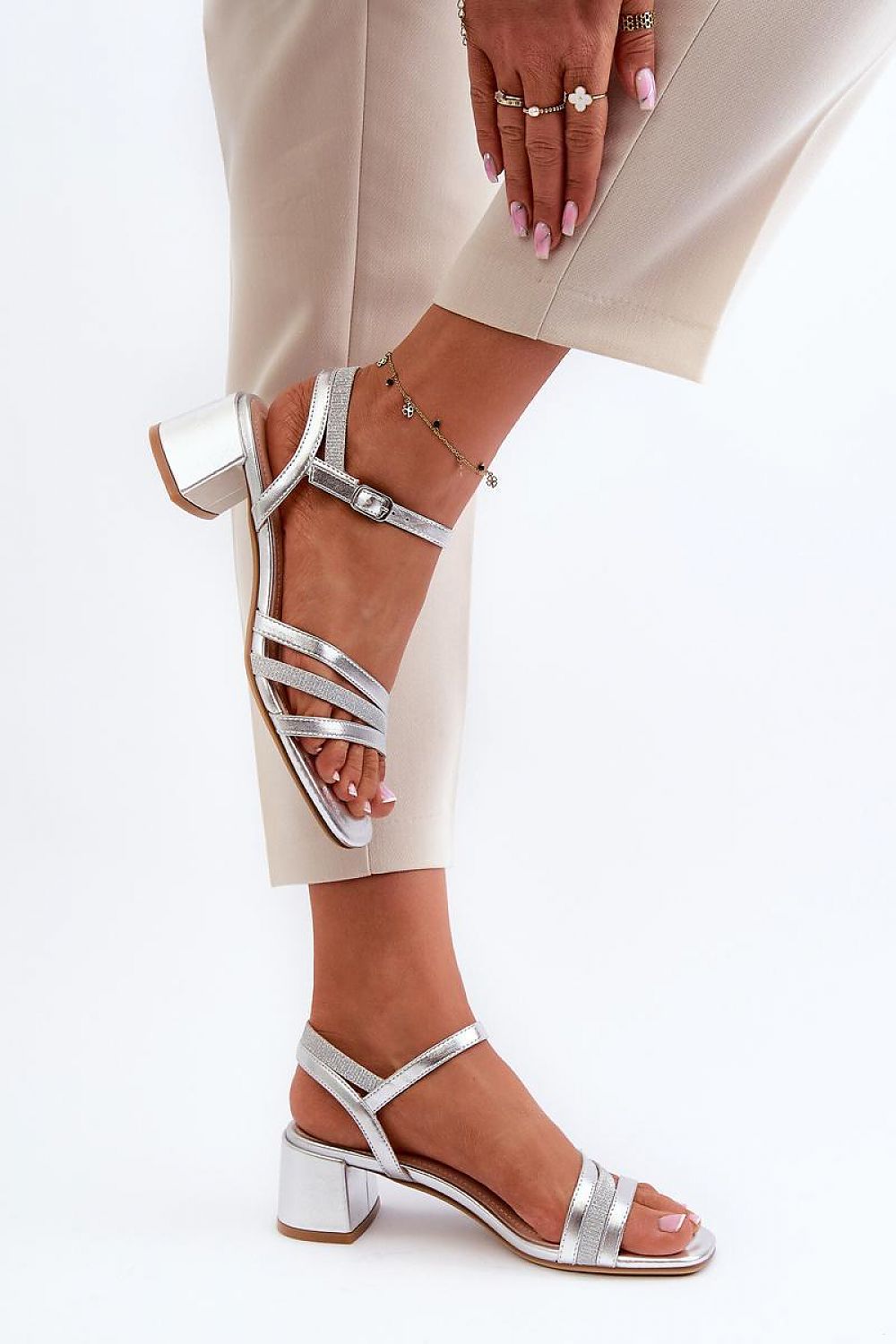 Sandalen mit Absatz Step in style