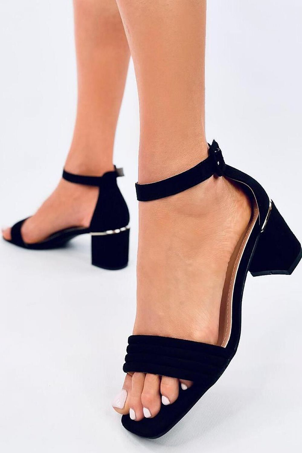 Sandalen mit Absatz Inello