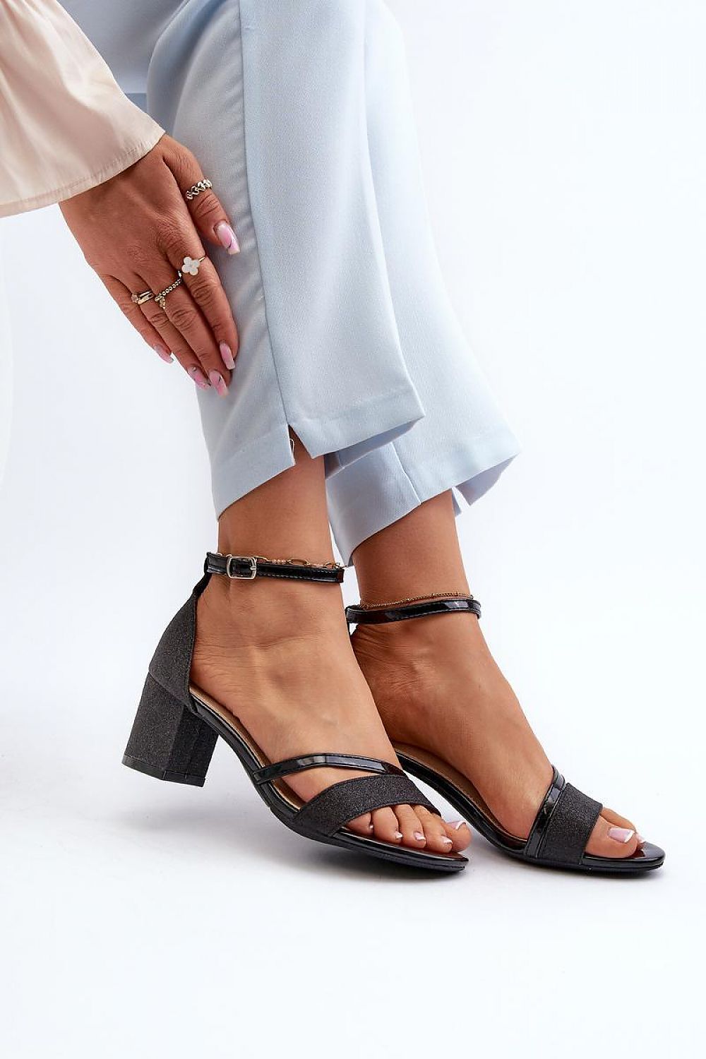 Sandalen mit Absatz Step in style