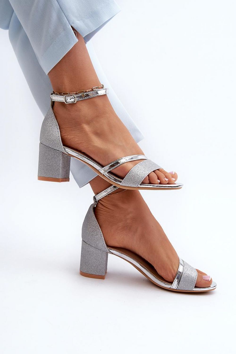 Sandalen mit Absatz Step in style