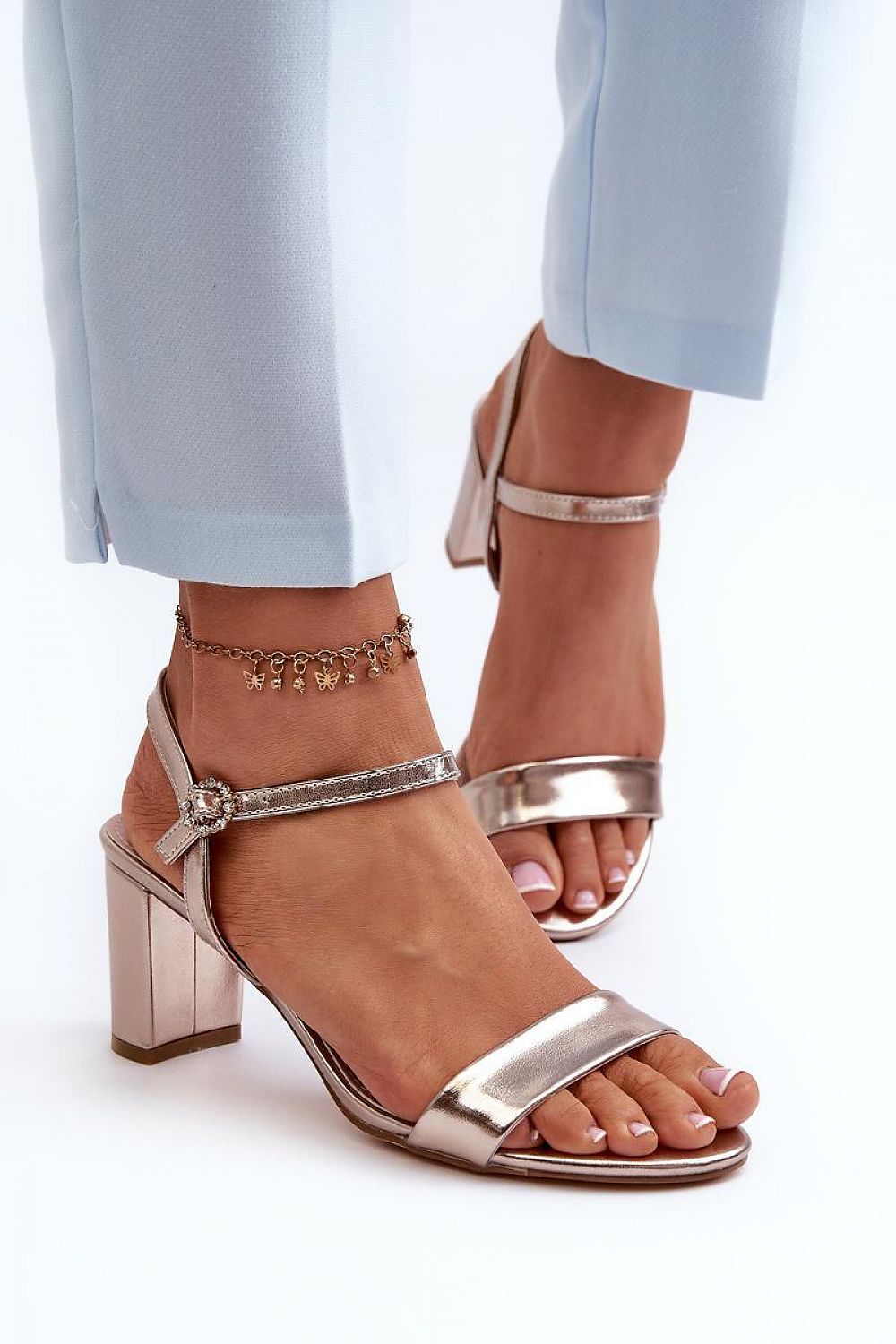 Sandalen mit Absatz Step in style