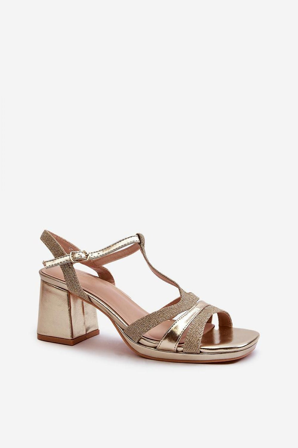 Sandalen mit Absatz Step in style