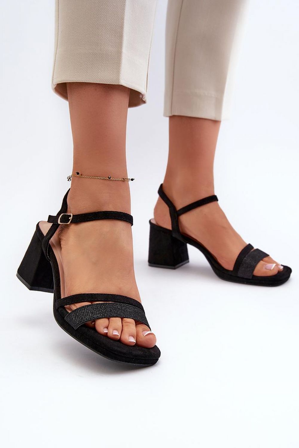 Sandalen mit Absatz Step in style