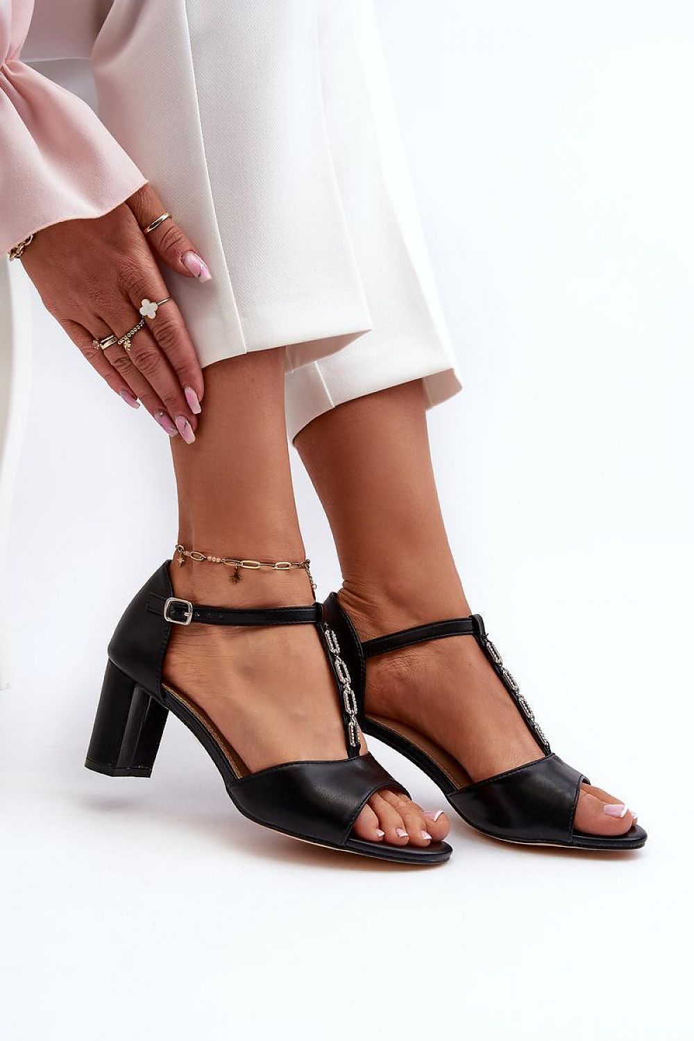 Sandalen mit Absatz Step in style