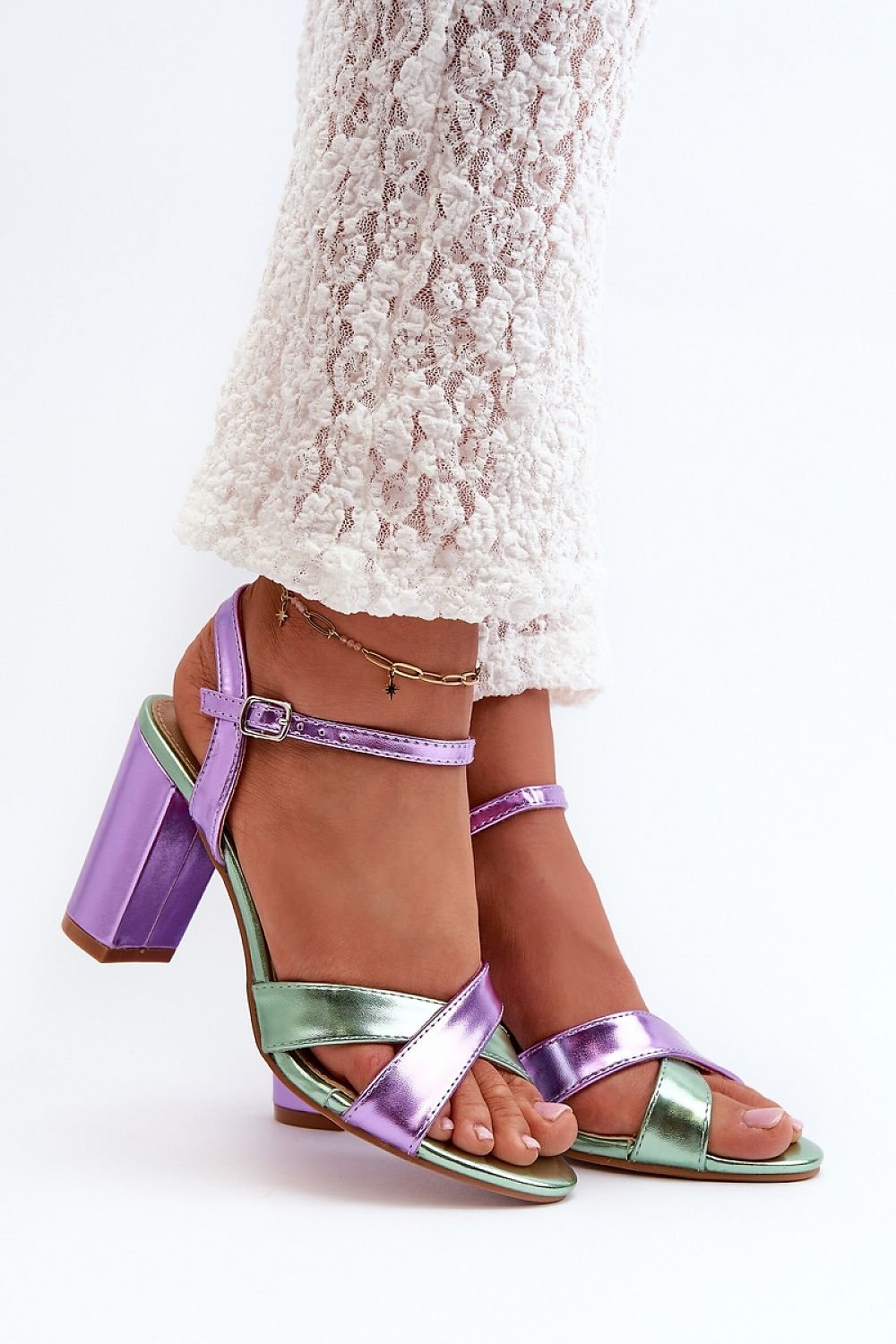 Sandalen mit Absatz Step in style