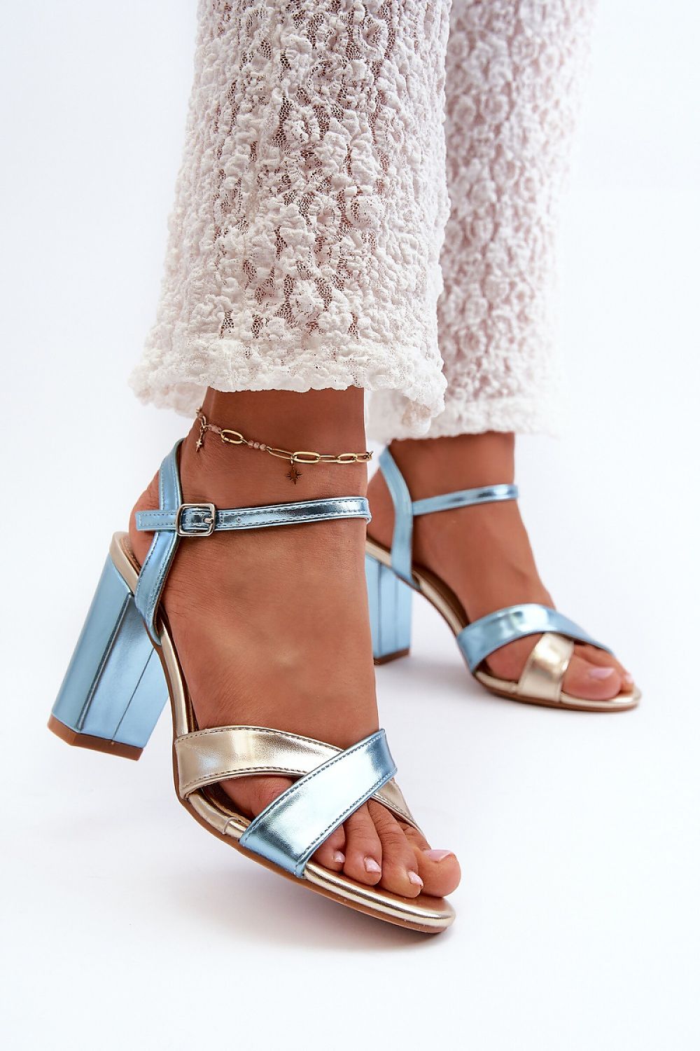 Sandalen mit Absatz Step in style