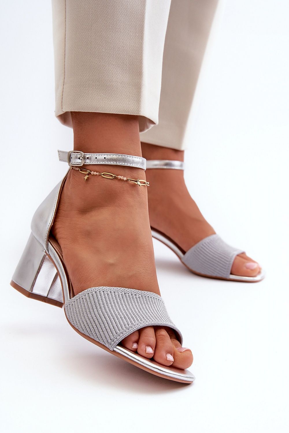 Sandalen mit Absatz Step in style