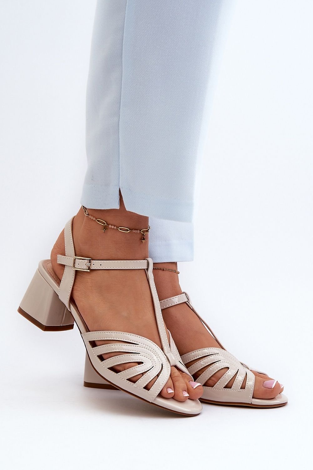 Sandalen mit Absatz Step in style