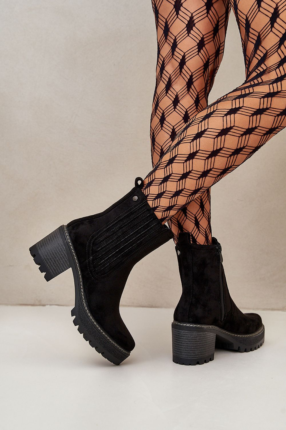 Stiefeletten mit Absatz Step in style