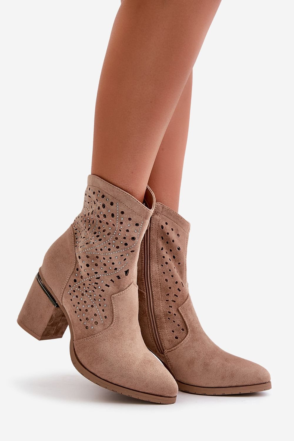 Stiefeletten mit Absatz Step in style