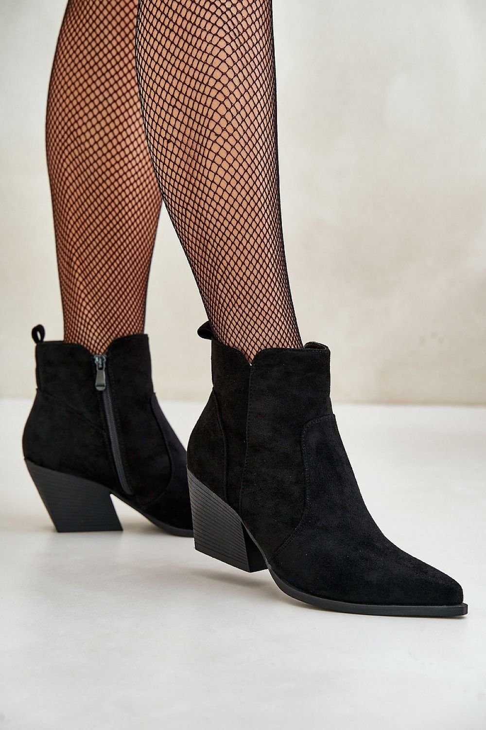 Stiefeletten mit Absatz Step in style