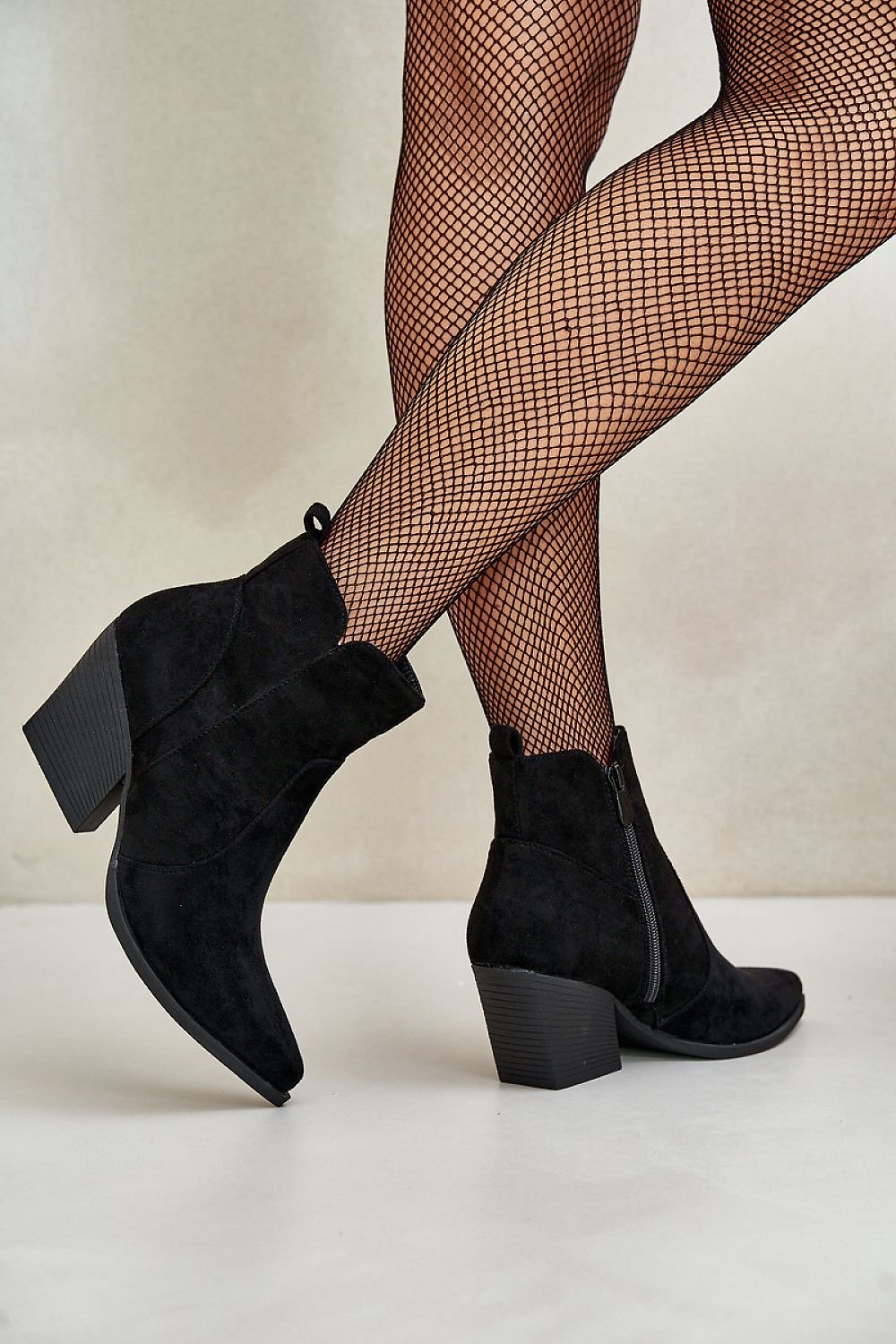 Stiefeletten mit Absatz Step in style