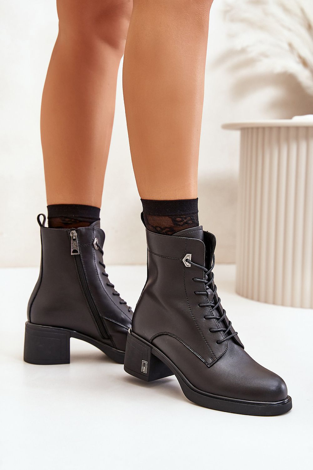 Stiefeletten mit Absatz Step in style