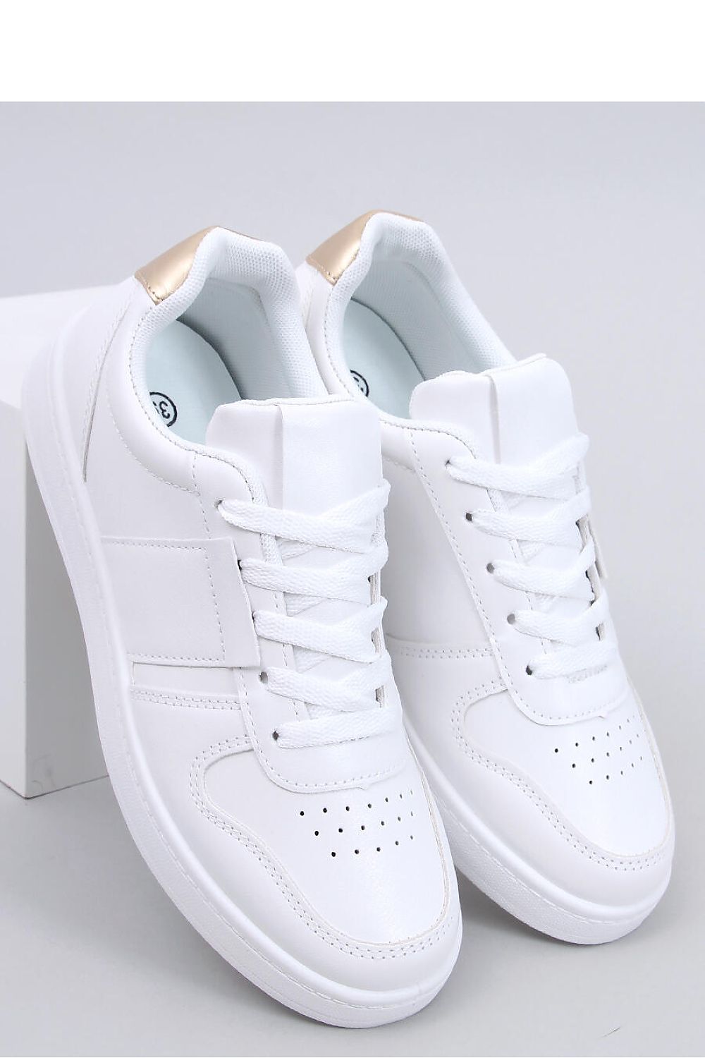 Sportschuhe Inello