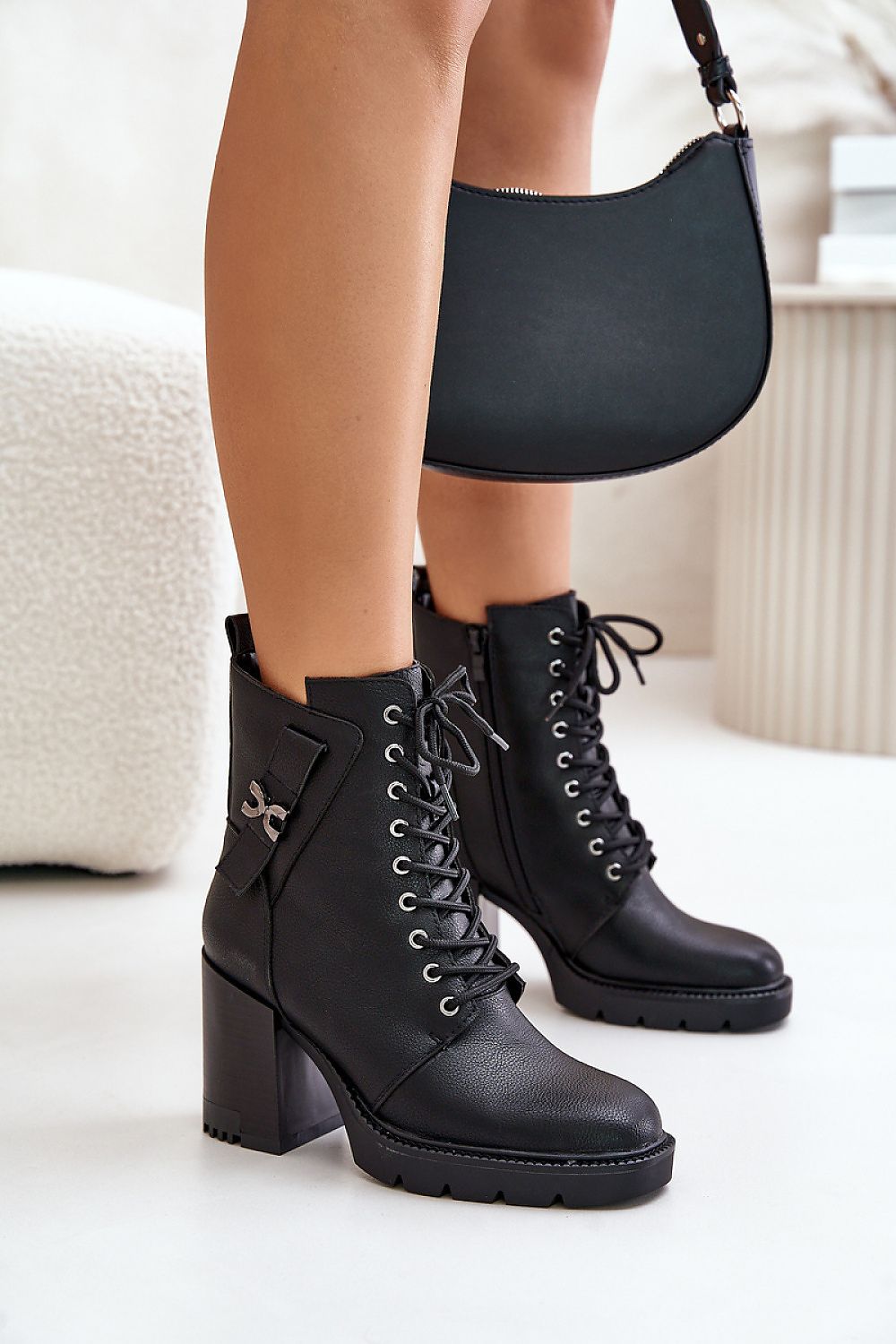 Stiefeletten mit Absatz Step in style