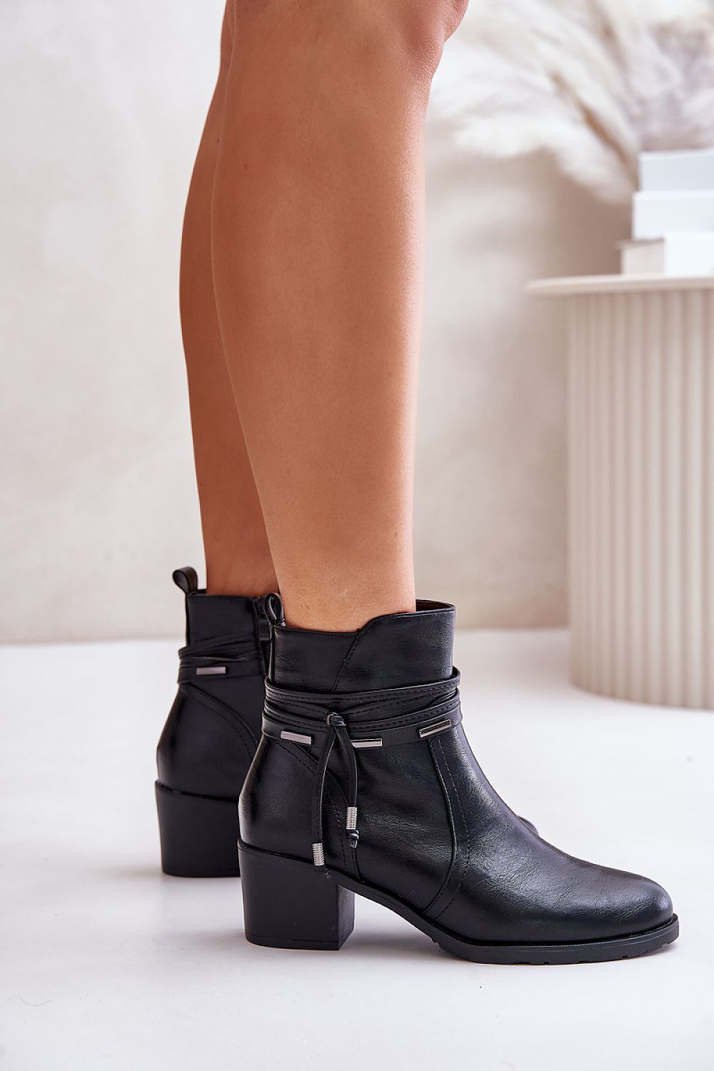Stiefeletten mit Absatz Step in style