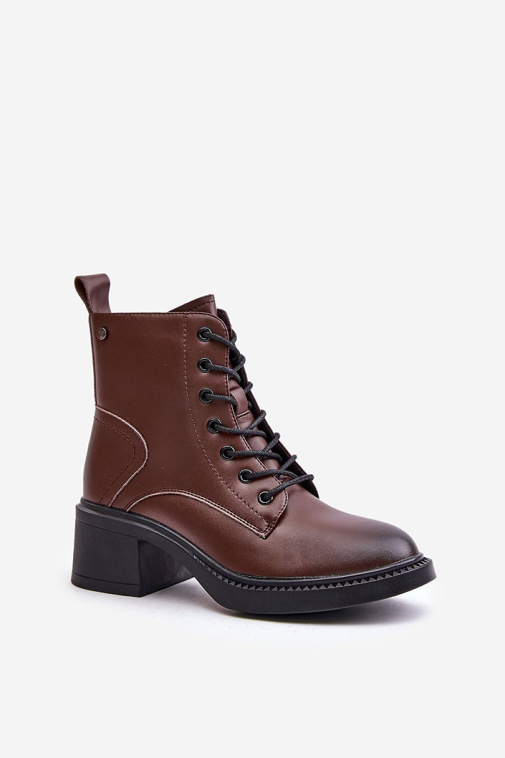Stiefeletten mit Absatz Step in style