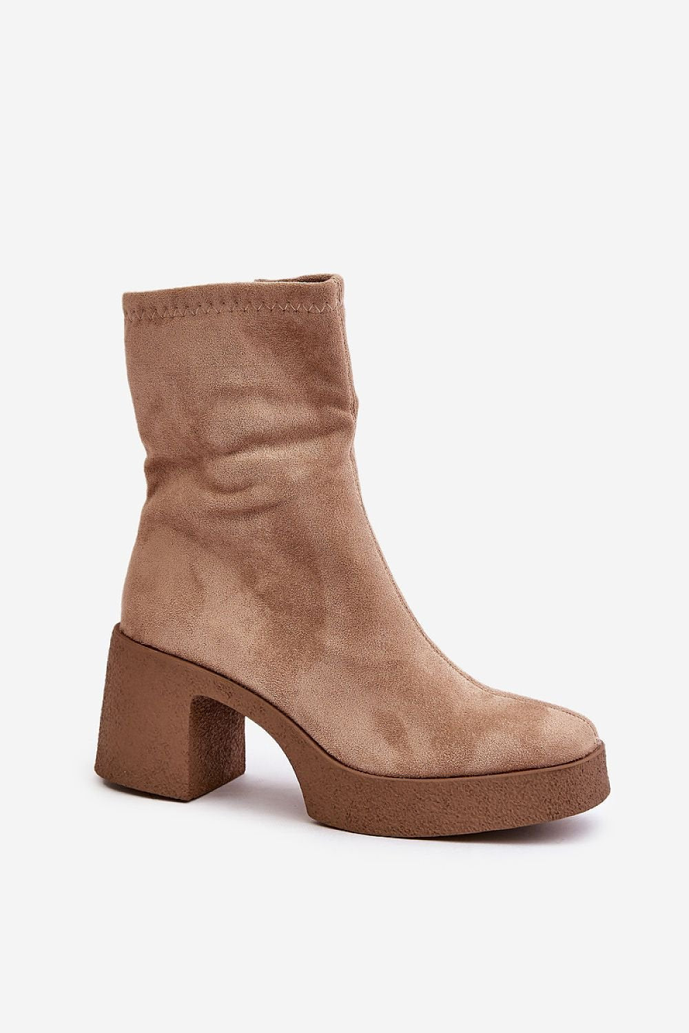 Stiefeletten mit Absatz Step in style