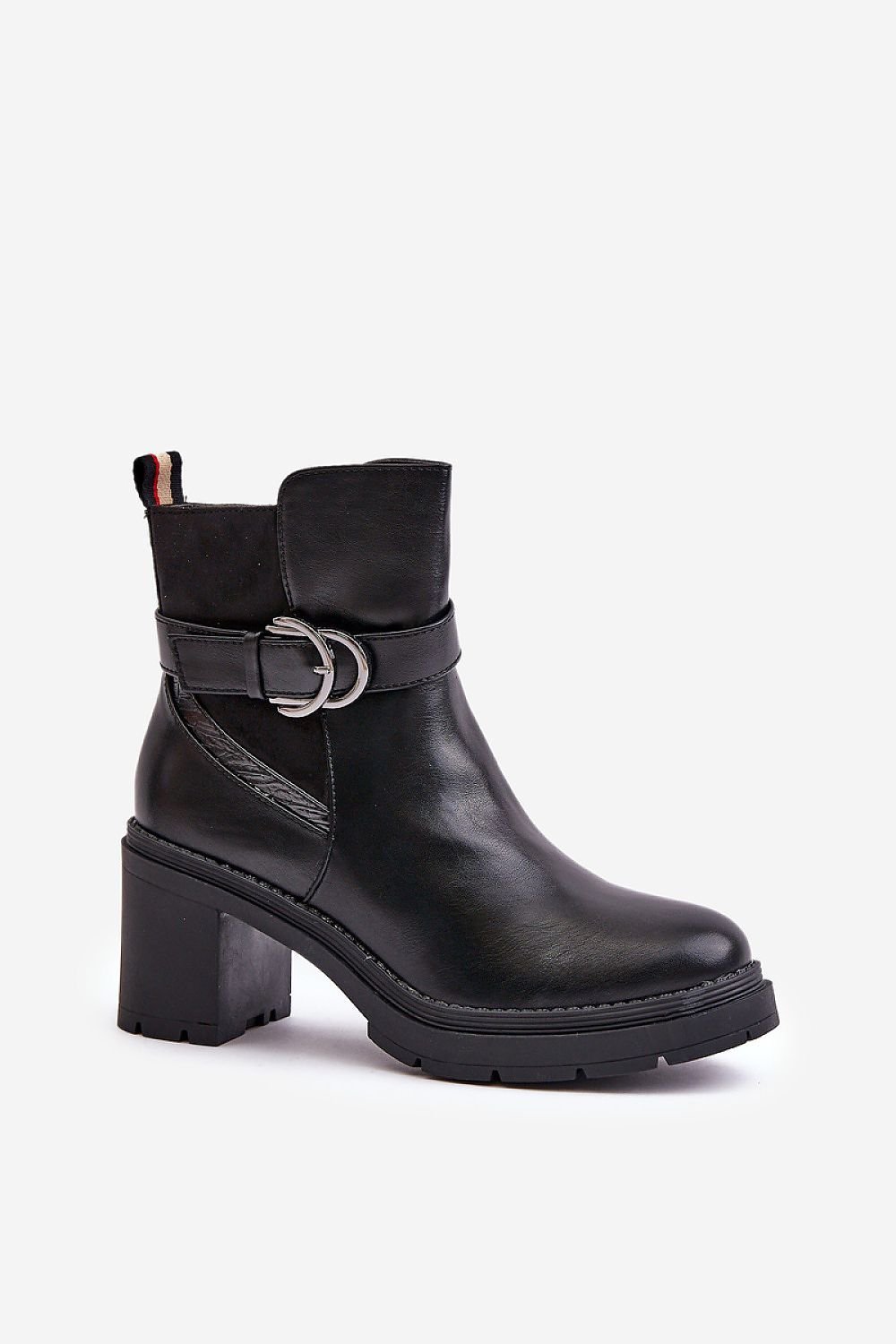 Stiefeletten mit Absatz Step in style