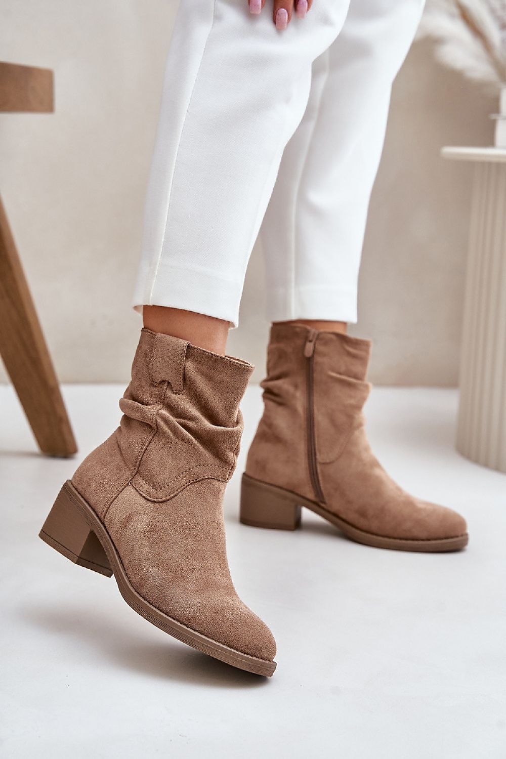 Stiefeletten mit Absatz Step in style