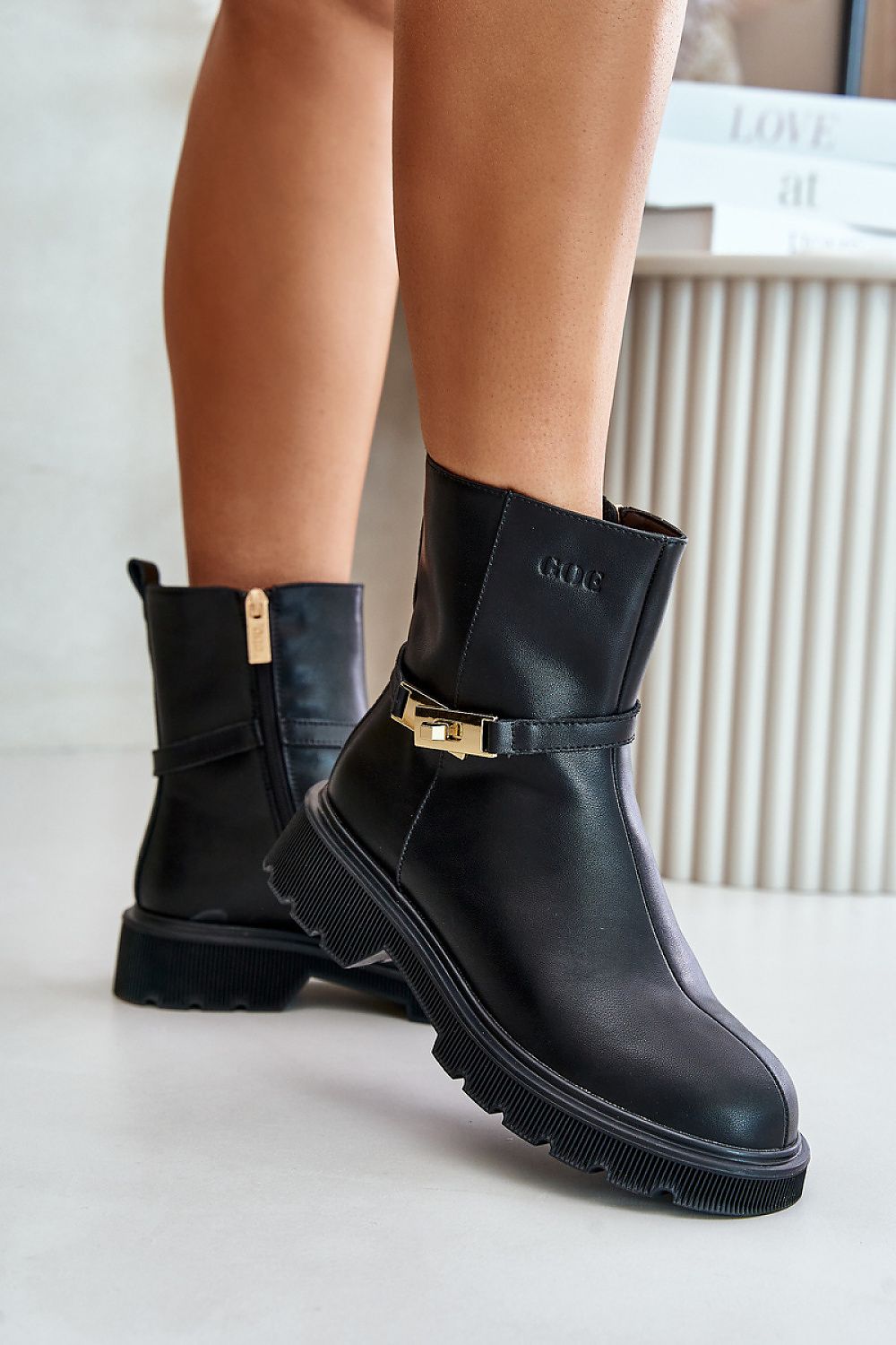 Stiefeletten mit Absatz Step in style