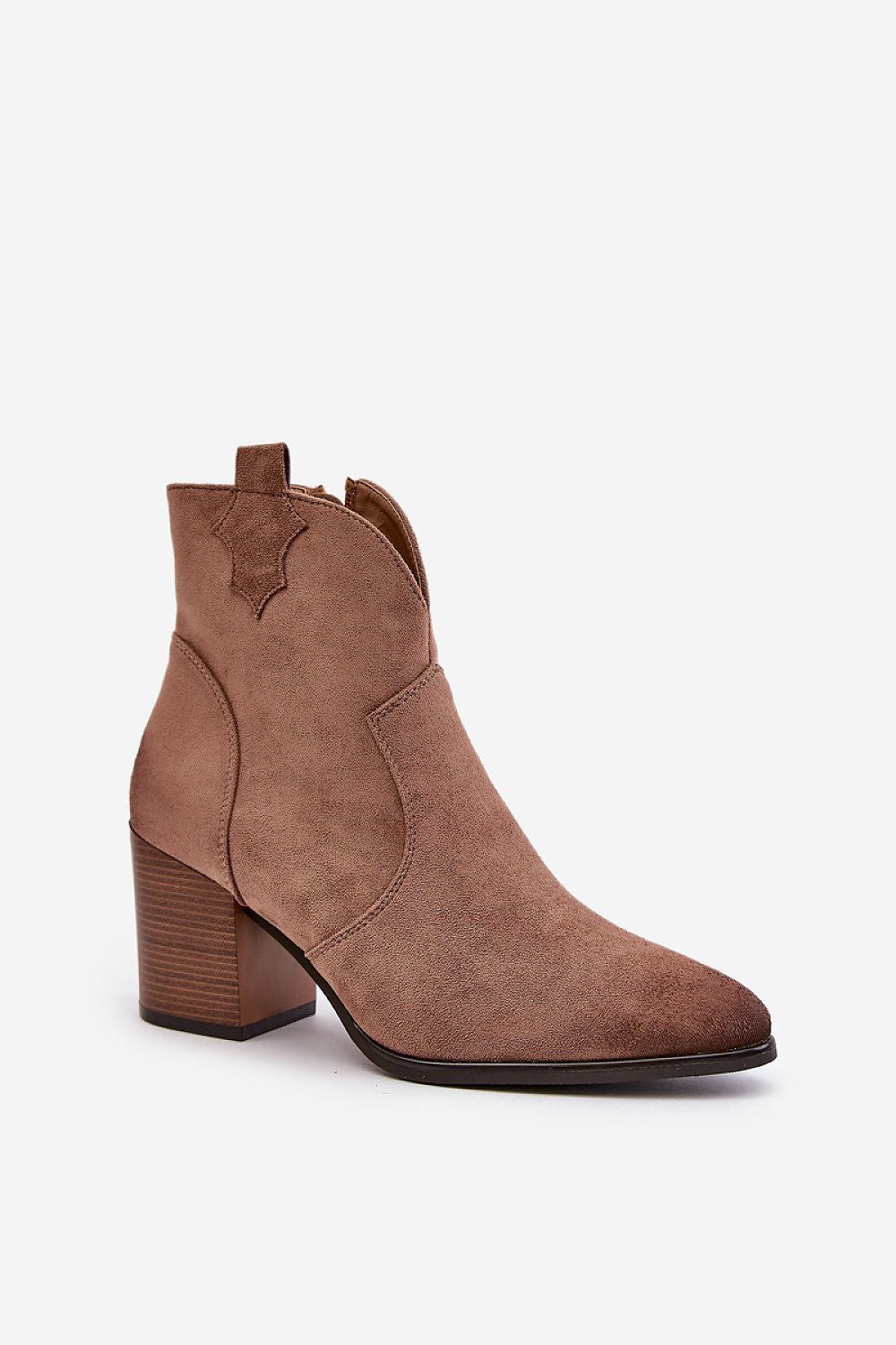 Stiefeletten mit Absatz Step in style