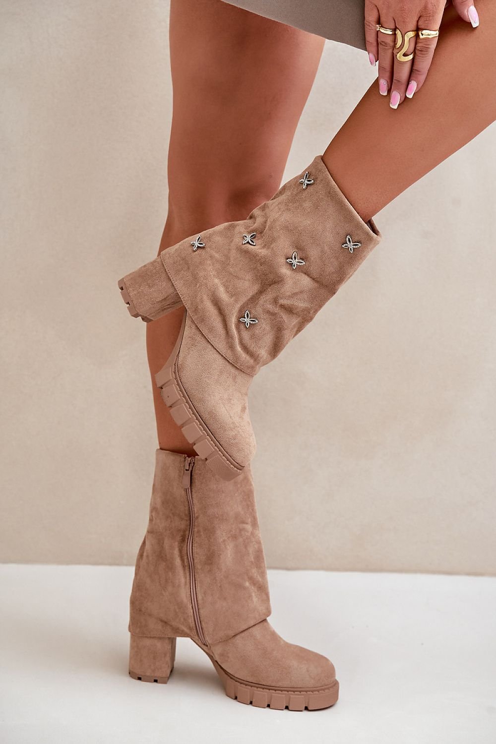 Stiefeletten mit Absatz Step in style