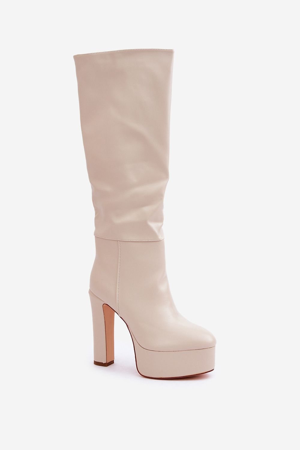 Stiefel mit Absätzen Step in style