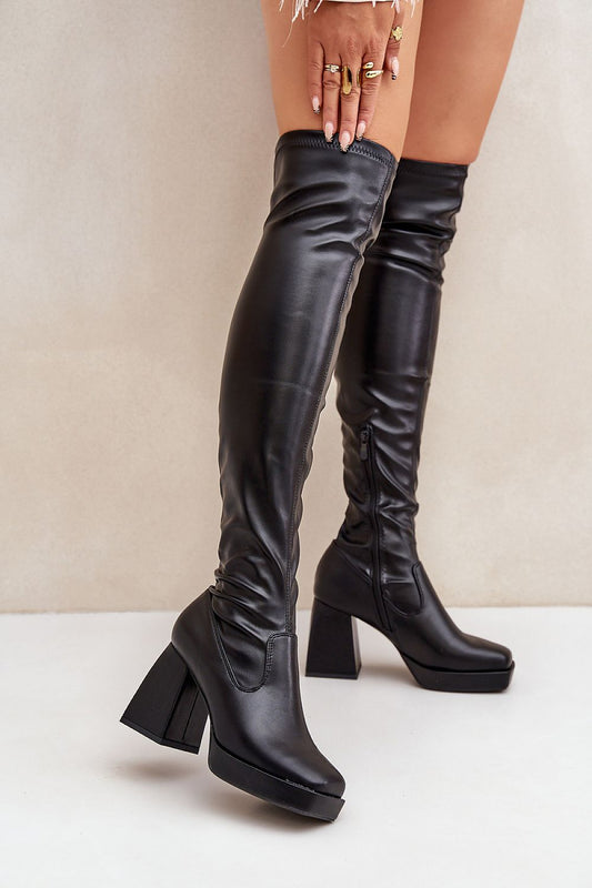 Stiefel mit Absätzen Step in style