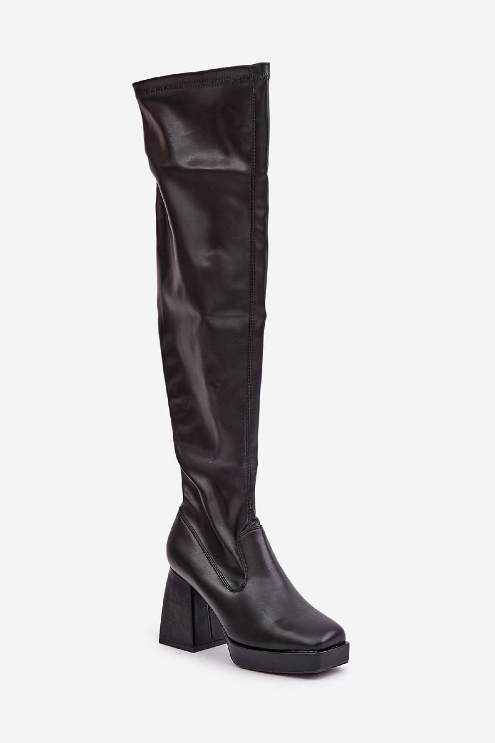 Stiefel mit Absätzen Step in style