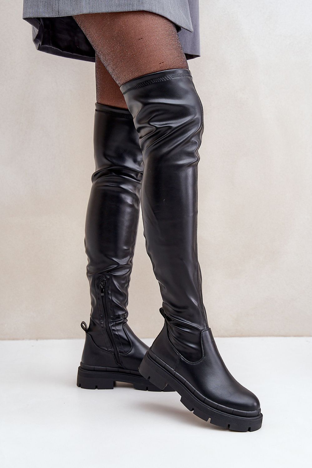 Stiefel mit Absätzen Step in style