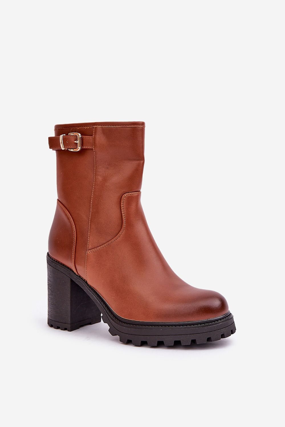 Stiefeletten mit Absatz Step in style