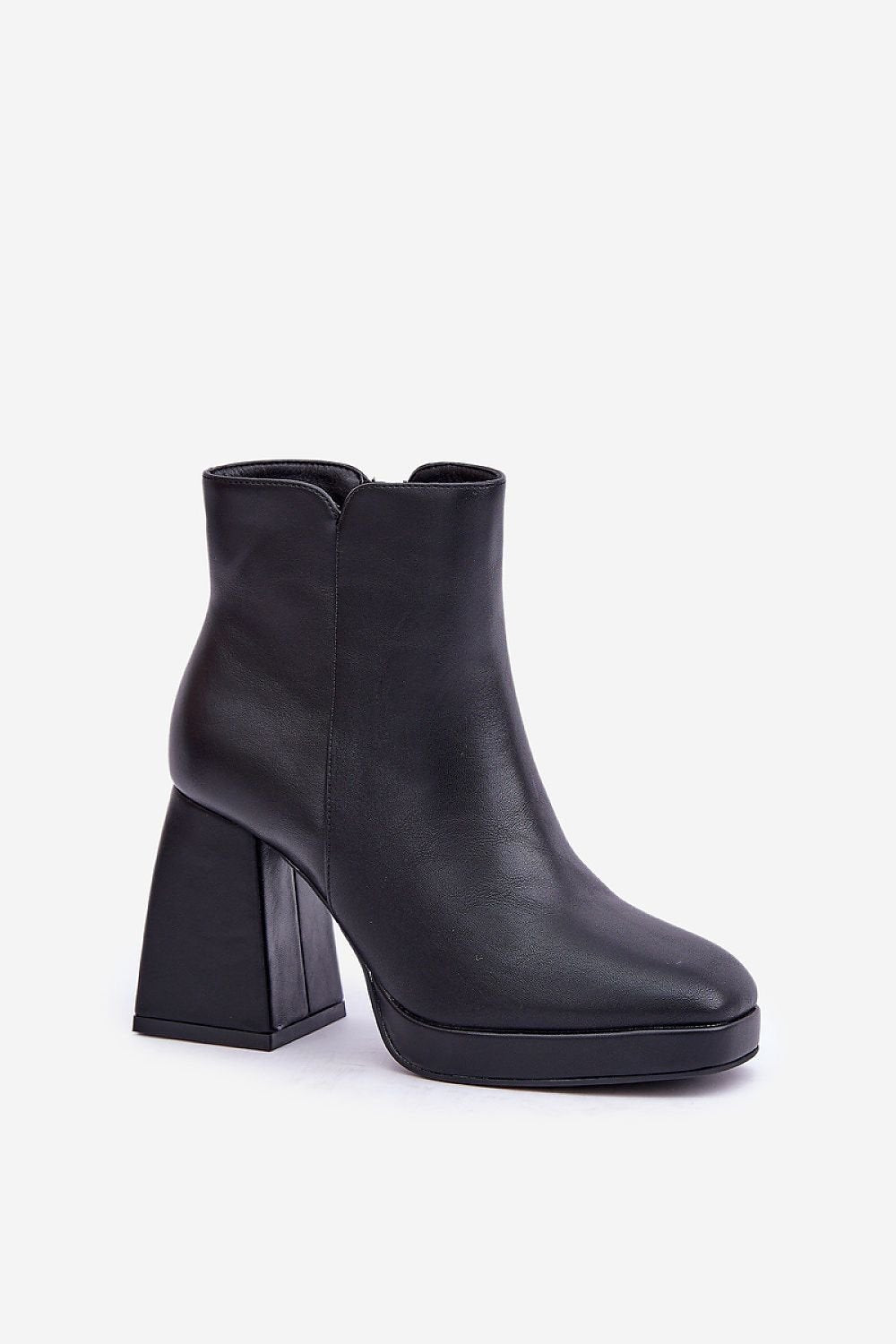 Stiefeletten mit Absatz Step in style
