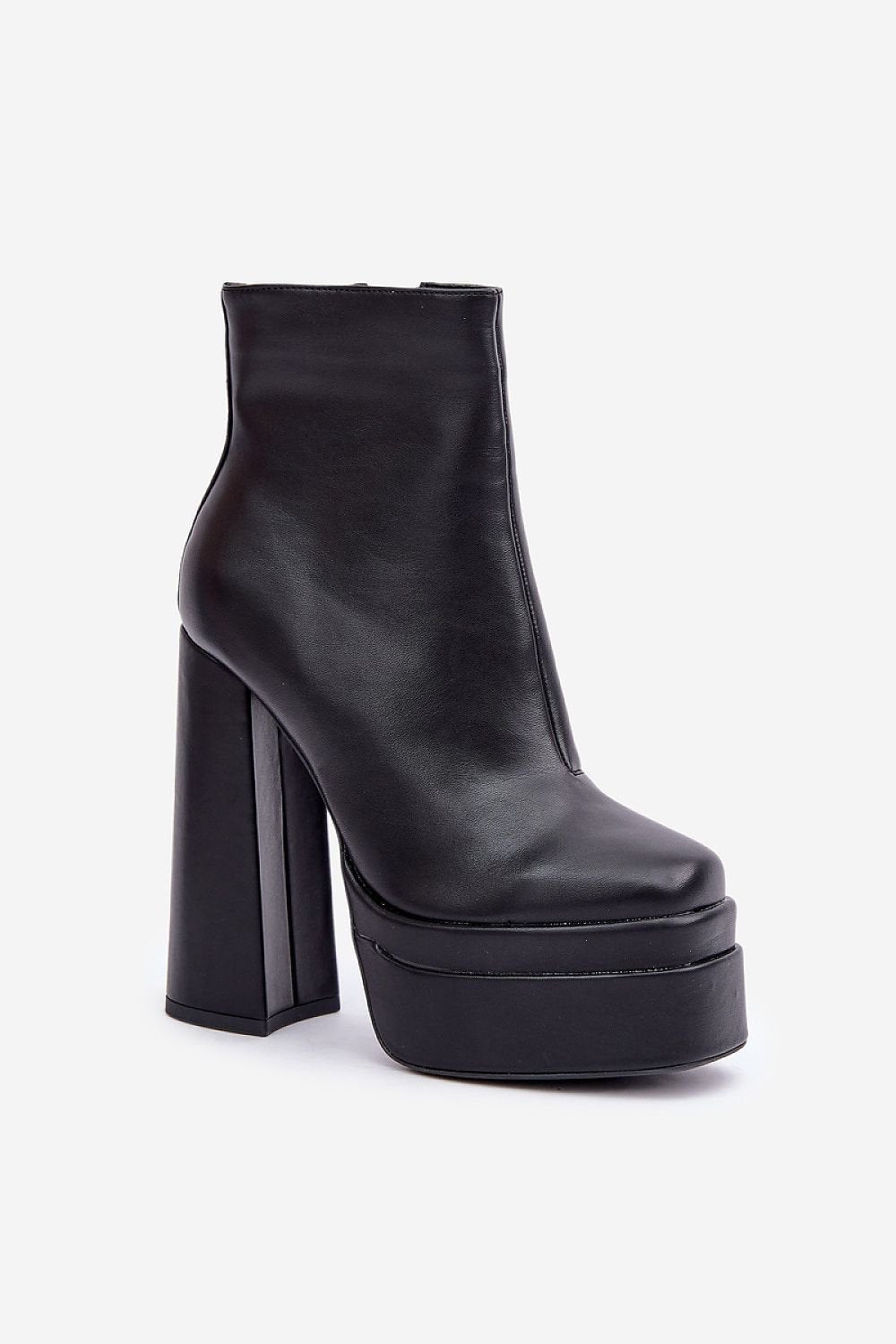 Stiefeletten mit Absatz Step in style