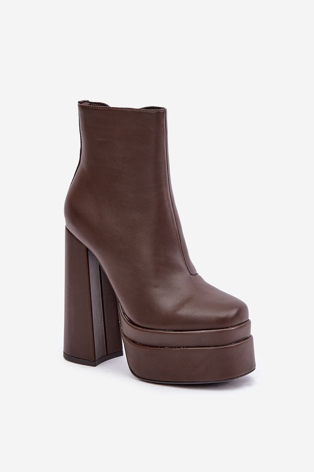 Stiefeletten mit Absatz Step in style