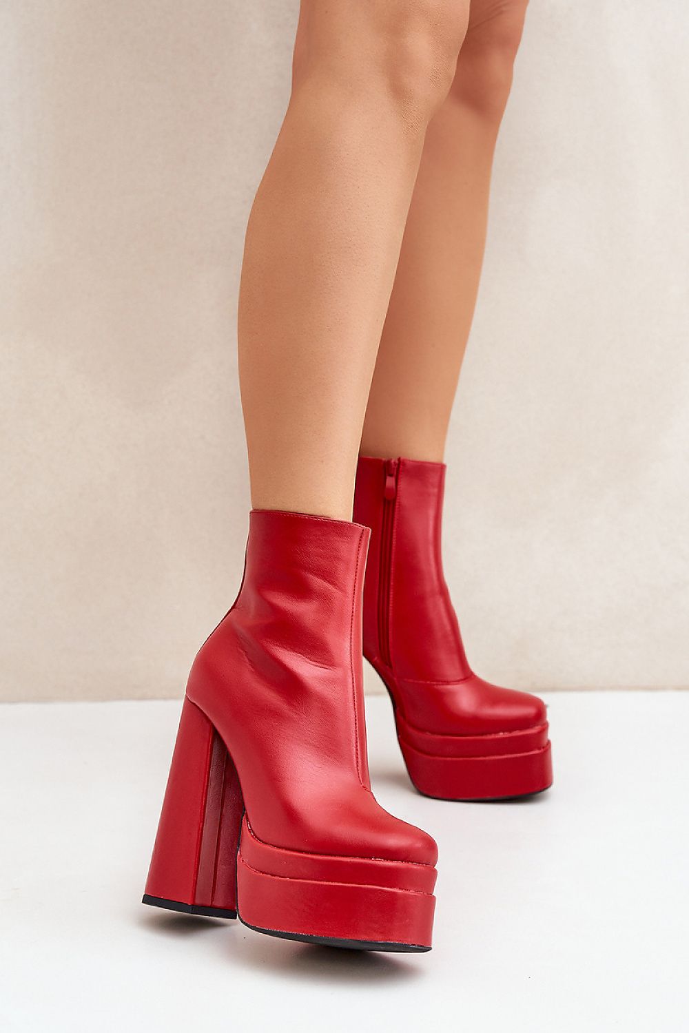 Stiefeletten mit Absatz Step in style