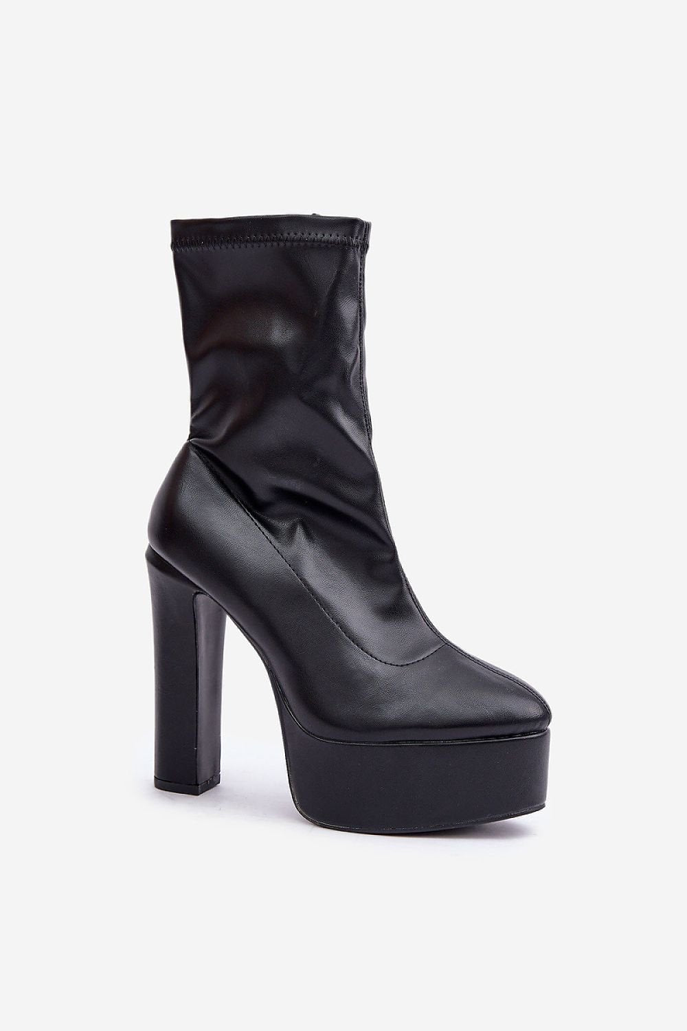 Stiefeletten mit Absatz Step in style