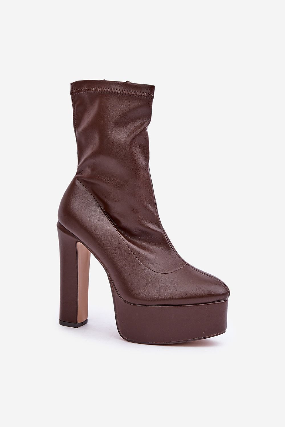 Stiefeletten mit Absatz Step in style